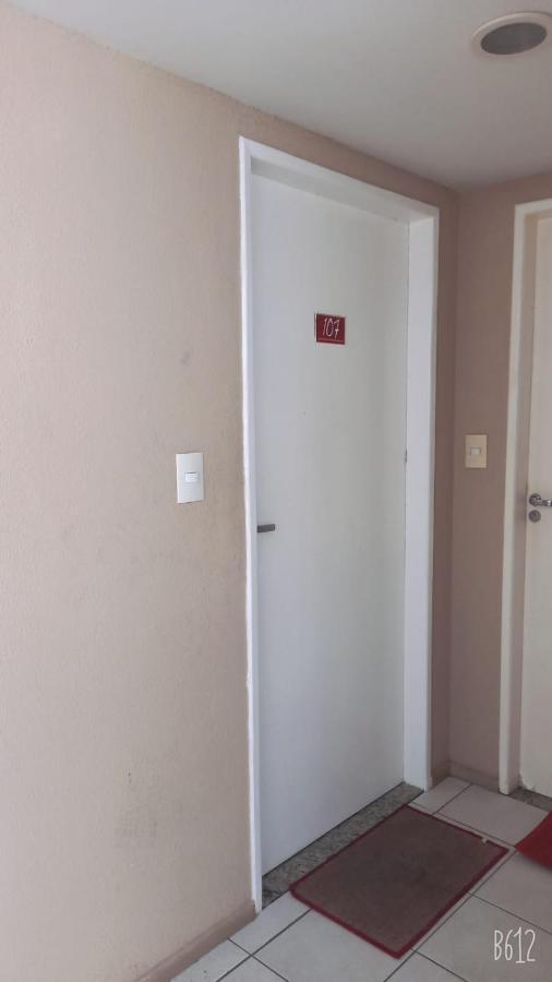 Apartamento A Beira-mar Com Piscina Apartment *
