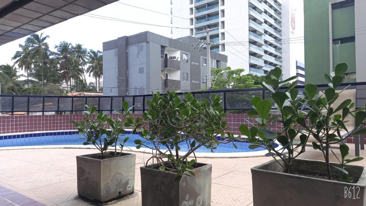 Apartamento A Beira-mar Com Piscina