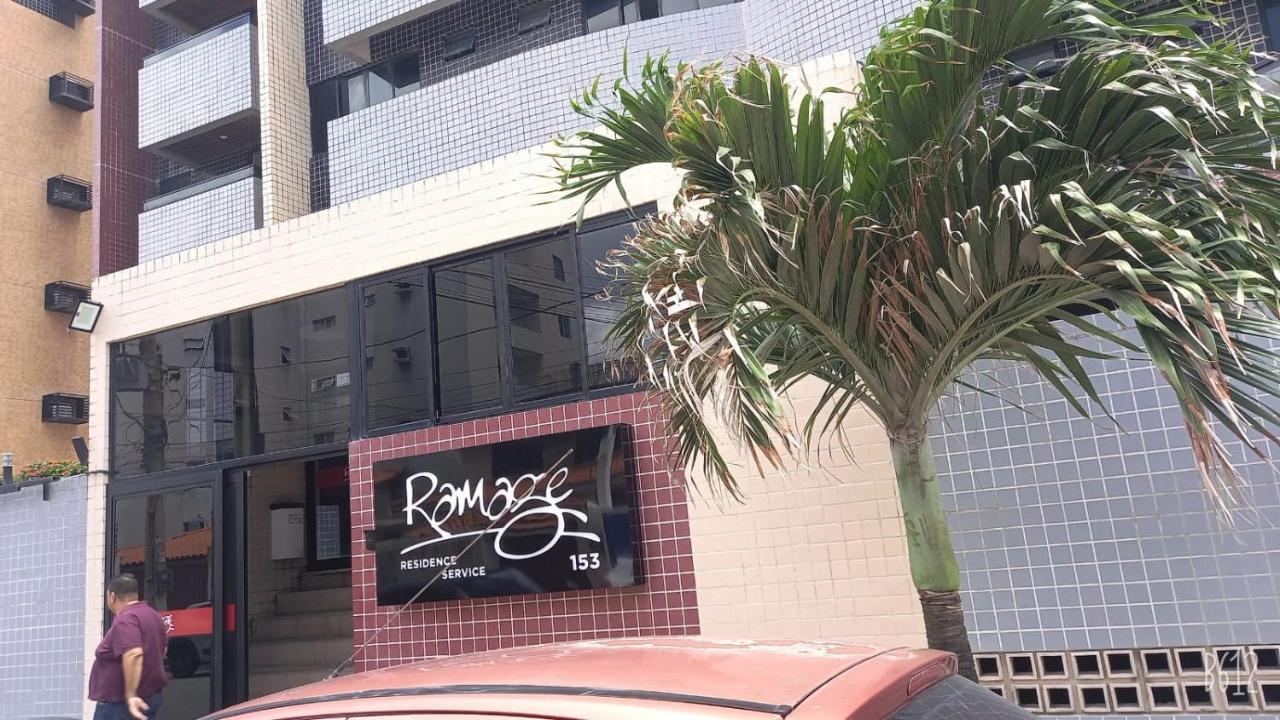 Apartamento A Beira-mar Com Piscina Apartamento
